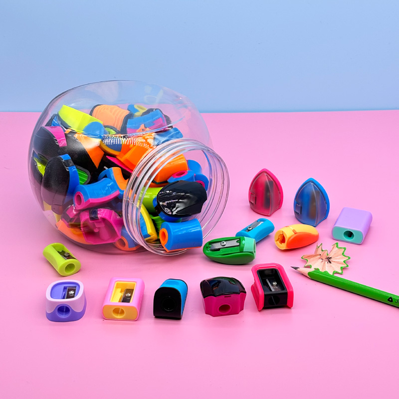 Single hole sharpener in drums